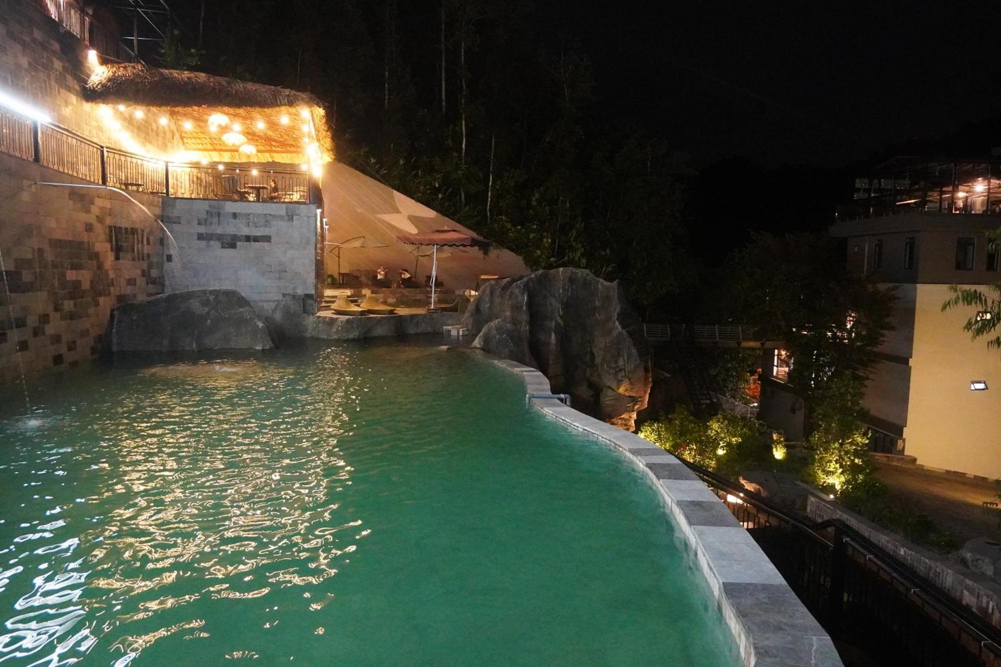 Lotus Premium Lodge - Lotus Group Tours Ha Giang Exterior foto