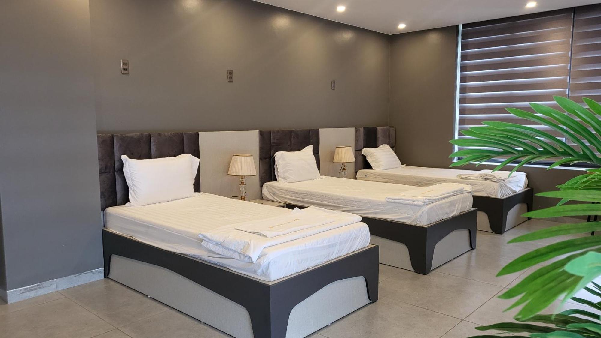 Lotus Premium Lodge - Lotus Group Tours Ha Giang Exterior foto